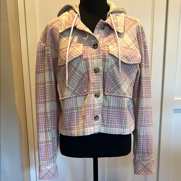 Aeropostale Jackets & Blazers - Aeropostale Hooded Pink and Cream Plaid Utility Jacket S